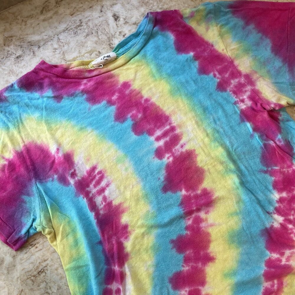 Re/Done Tie Dye T shirt Size Small